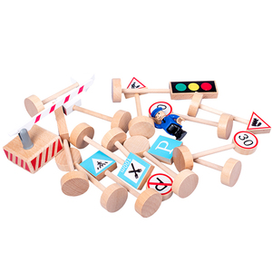 Jouets en bois avec signes de route, lot de 15, avec livraison rapide - Product Image 2