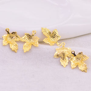 Accessoires de fabrication de bijoux Breloques en acier inoxydable Boucles <span class=keywords><strong>d</strong></span>'oreilles <span class=keywords><strong>feuille</strong></span> <span class=keywords><strong>d</strong></span>'érable en métal doré Collier Pendentifs - Product Image 1