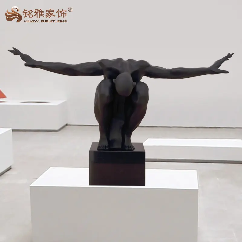 人工ブラックホワイトカラー3D彫刻大きな抽象的な樹脂像彫刻家の装飾