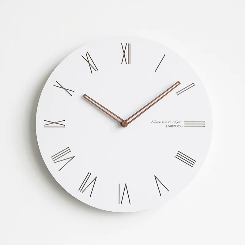 गुआंगज़ौ EMITDOOG आधुनिक फैंसी 3d दीवार घड़ी सजावट कमरे में रहने वाले सफेद लकड़ी क्वार्ट्ज घड़ी