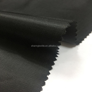 Lot de <span class=keywords><strong>tissu</strong></span> en stock, <span class=keywords><strong>tissu</strong></span> en polyester Oxford <span class=keywords><strong>noir</strong></span> uni, enduit de PU, 138D, pour sac, doublure de bagage, 60GSM - Product Image 4