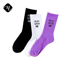 Calcetines de algodón con letras personalizadas para mujer, medias con logo, color blanco, negro, Morado, pop, venta al por mayor