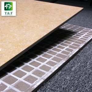 Azulejos de Piso Portugueses de <span class=keywords><strong>Cerámica</strong></span> Esmaltada Pulida de Alto Brillo de 60x60 cm en Color Beige en Venta - Product Image 3