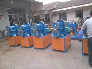 Tire Recycling Machine <strong>Shredded</strong> Tire Into <strong>Rubber</strong> Crumbs With Ce Certificate - Product Image 5