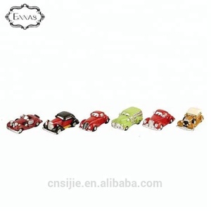 Económico y fiable resina <span class=keywords><strong>mini</strong></span> modelo <span class=keywords><strong>antiguo</strong></span> decoración del hogar coches - Product Image 4