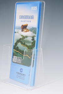 ที่วางโบรชัวร์อะคริลิคใสแบบตั้งพื้นทันสมัย ราคาโรงงาน ปี 2025 สำหรับใช้ในร้านค้าปลีกและร้านค้า - Product Image 4