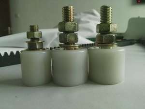 Atacado de Alta Qualidade 30*40mm Cor Branca Pequeno <span class=keywords><strong>Nylon</strong></span> Guia Roda Do Rolo com Parafusos e Porcas - Product Image 6