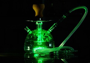 Vente en gros de narguilé de tabac de haute qualité, matériel en plastique, éclairage sheesha <span class=keywords><strong>chicha</strong></span> ensemble de narguilé <span class=keywords><strong>chicha</strong></span> fumer avec lumière led - Product Image 4