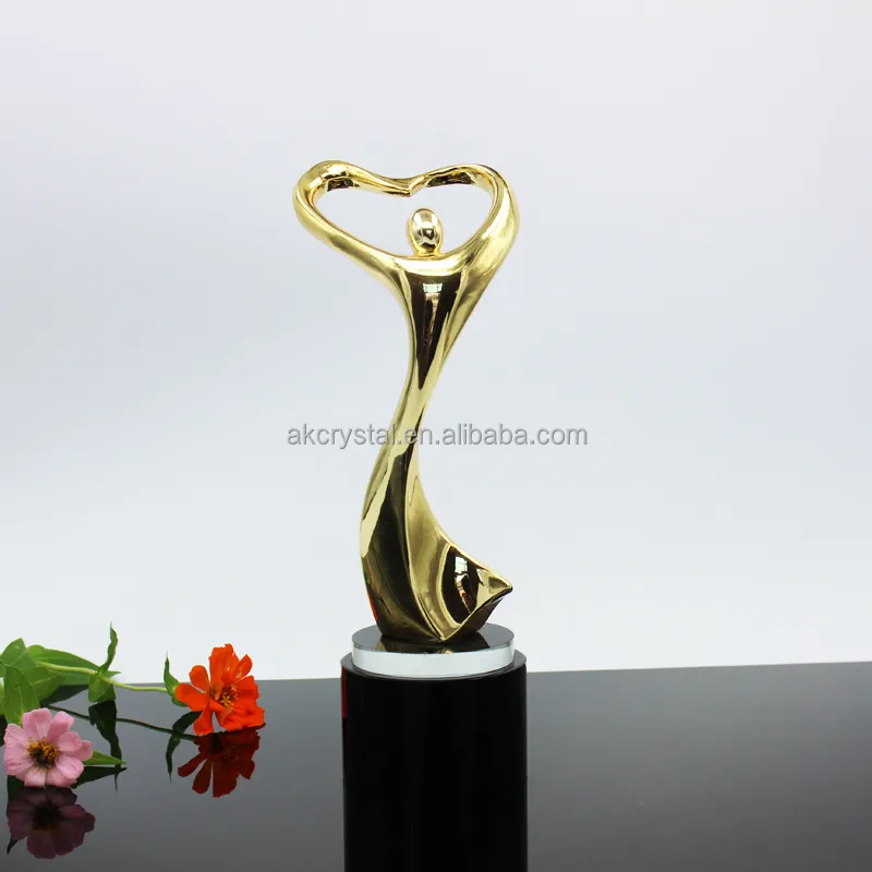 1 pc MOQ wholesale gold plating metal oscar trophy/ hot fashion angel metal trophy figurines