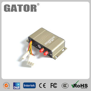 Suivi GPS, fonction de sécurité de la voiture et <span class=keywords><strong>pas</strong></span> Taille de l'écran taxi voiture camion GPS Tracker M528 - Product Image 1
