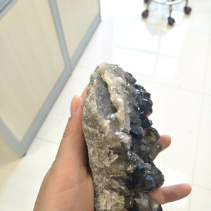Commercio all'ingrosso quarzo fumè Naturale cluster di cristallo geodi per la decorazione - Product Image 5