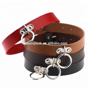 Classic Gothic Punk Rivetto Collana Del Collare Del Choker Del Pendente di Cuoio DELL'UNITÀ di elaborazione Catena Al Collo Pendente Tondo In Metallo <span class=keywords><strong>Anime</strong></span> <span class=keywords><strong>Collane</strong></span> - Product Image 3