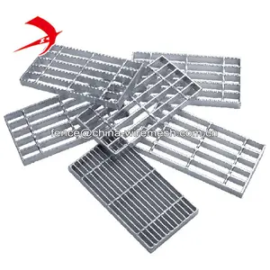 Steel grate driveway / trench cover plate / drainage gutter with steel grating cover