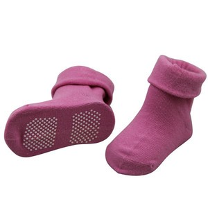 Calcetines <span class=keywords><strong>de</strong></span> algodón orgánico con dibujos animados para bebé, medias antideslizantes con diseños 3D - Product Image 2