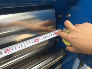 <span class=keywords><strong>3</strong></span>,<span class=keywords><strong>2</strong></span> m Breite china digitale rolle zu rollen stoff kleidung sterben sublimation pressmaschine für vorhänge - Product Image 2