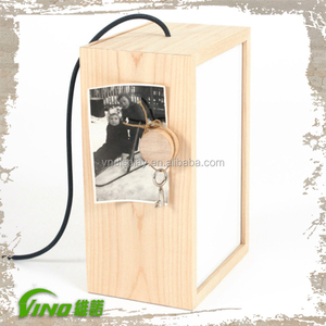 Cadre en bois acrylique publicité boîte à lumière LED boîte à lumière pour un affichage extérieur efficace - Product Image 3