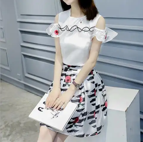 Wholesale Women Fashion Design Skirts and Blouse Style