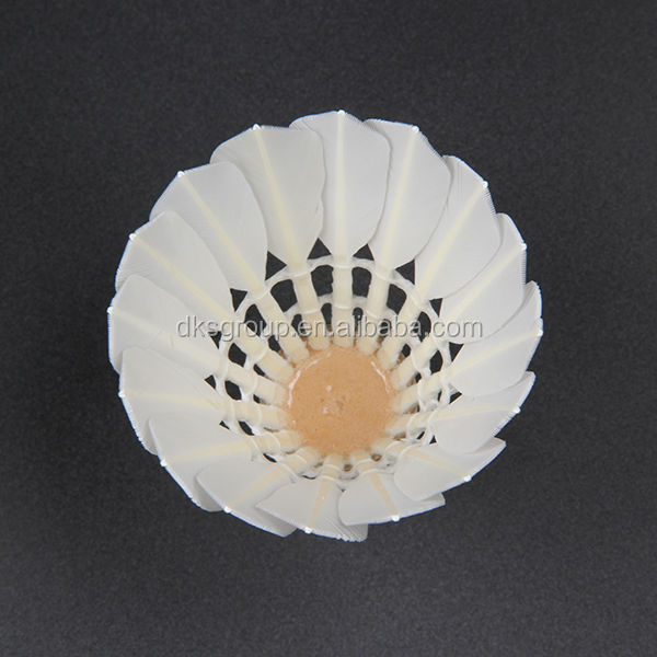 Волан из утиного пера для турнира