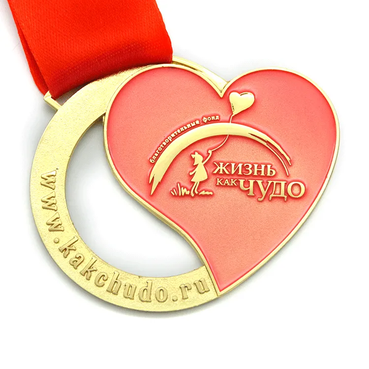 Longzhiyu 17 साल के पेशेवर दिल के आकार अद्वितीय डिजाइन सस्ते पदक आपूर्तिकर्ता अनुकूलित जस्ता मिश्र धातु 3d खेल पदक