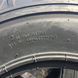 Pneu de chargeuse sur pneus à bras articulé <span class=keywords><strong>TI200</strong></span> 16.9-24 19.5L-24 - Product Image 4