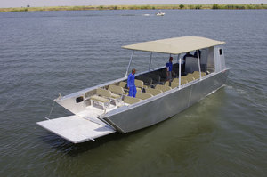 Bateau d'atterrissage à fond plat, 7x11m, pour la construction de produits - Product Image 2