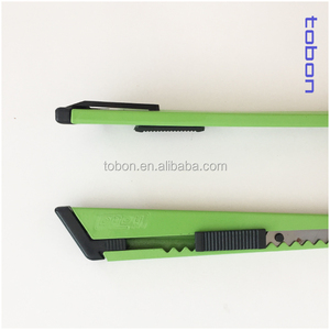 Cuchilla de Bolsillo Pequeña con Hojas Metálicas Desprendibles para Cortar Papel - Product Image 1