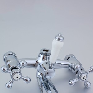 Mitigeur de douche <span class=keywords><strong>mural</strong></span> de style européen antique, ensemble de douche, <span class=keywords><strong>robinet</strong></span> de baignoire - Product Image 3