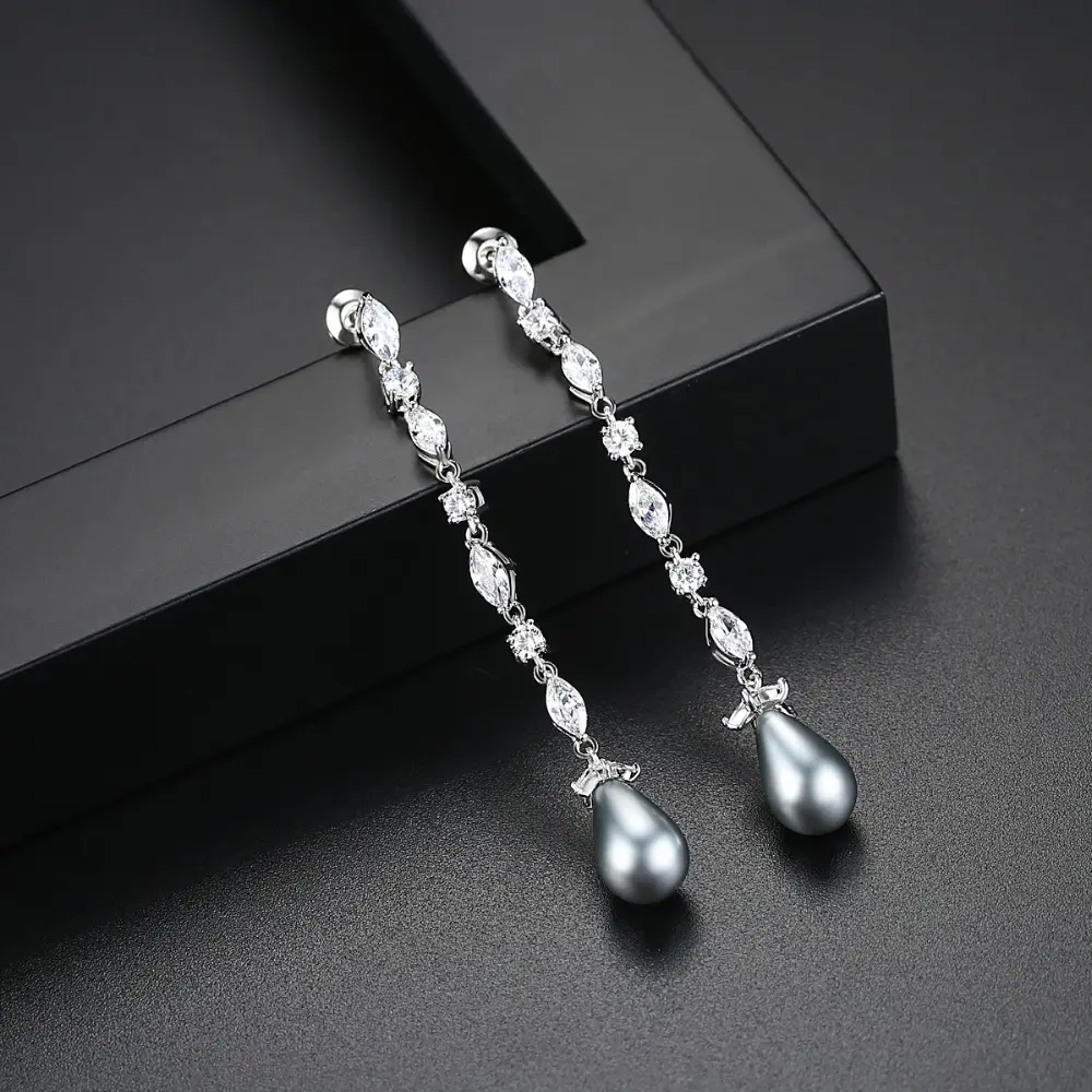 LUOTEEMI — boucles d'oreilles longues AA en zircon, pour femmes, bijou brillant, cubique, transparent, avec perles grises, goutte d'eau