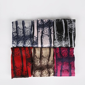 Meilleur Prix Femmes Musulmanes Quotidien Porter Rayure Impression Soie <span class=keywords><strong>Hijab</strong></span> Écharpe En Satin De Soie Foulard - Product Image 4