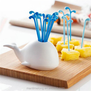 1 ensemble de fourchettes à fruits fantaisie en forme de <span class=keywords><strong>baleine</strong></span>, ustensiles de fête en plastique, modèle Baleen Spouting mtl - Product Image 1