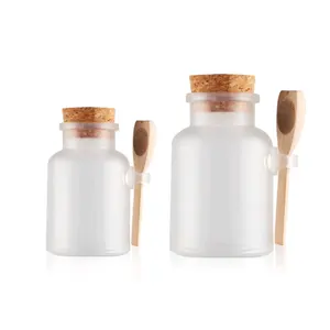 Salt Bottle Plastic 200g Round ABS Bath Salt Plastic Bottle Powder Cream Bottle With Cork Cover Wooden Spoon