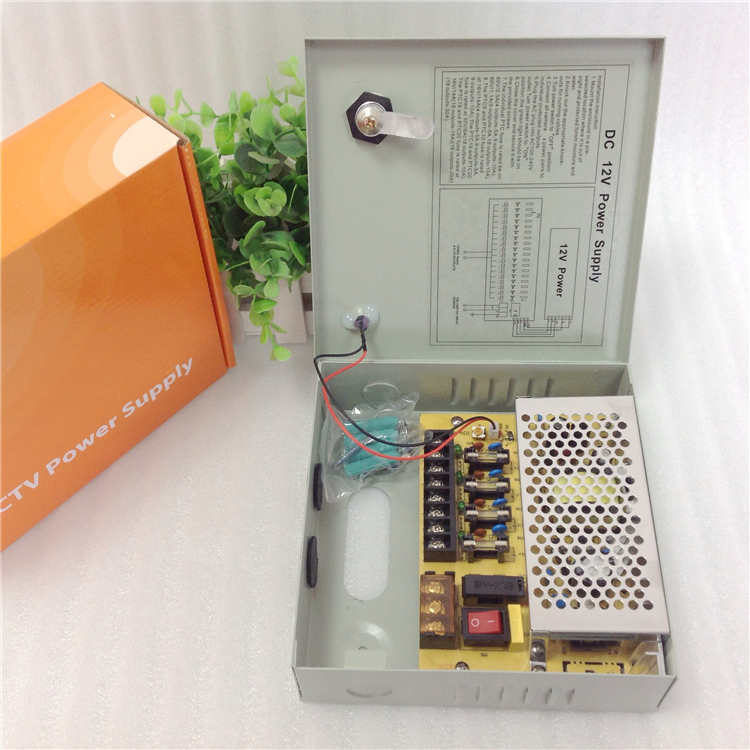 DC 12V5A 4ch sortie 60W alimentation multiple avec batterie de secours pour système de caméra CCTV boîtier métallique alimentation à découpage