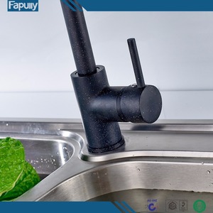Pont <span class=keywords><strong>Mont</strong></span>é à Levier Unique 360 Degrés Rotation Froide Et Chaude Avec <span class=keywords><strong>Blanc</strong></span> Spot Cuisine Eau Du Robinet Noir C008P - Product Image 6