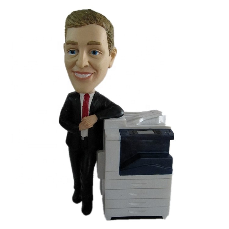 Высокое качество изготовленный на заказ личные смолы качающейся головой куклы