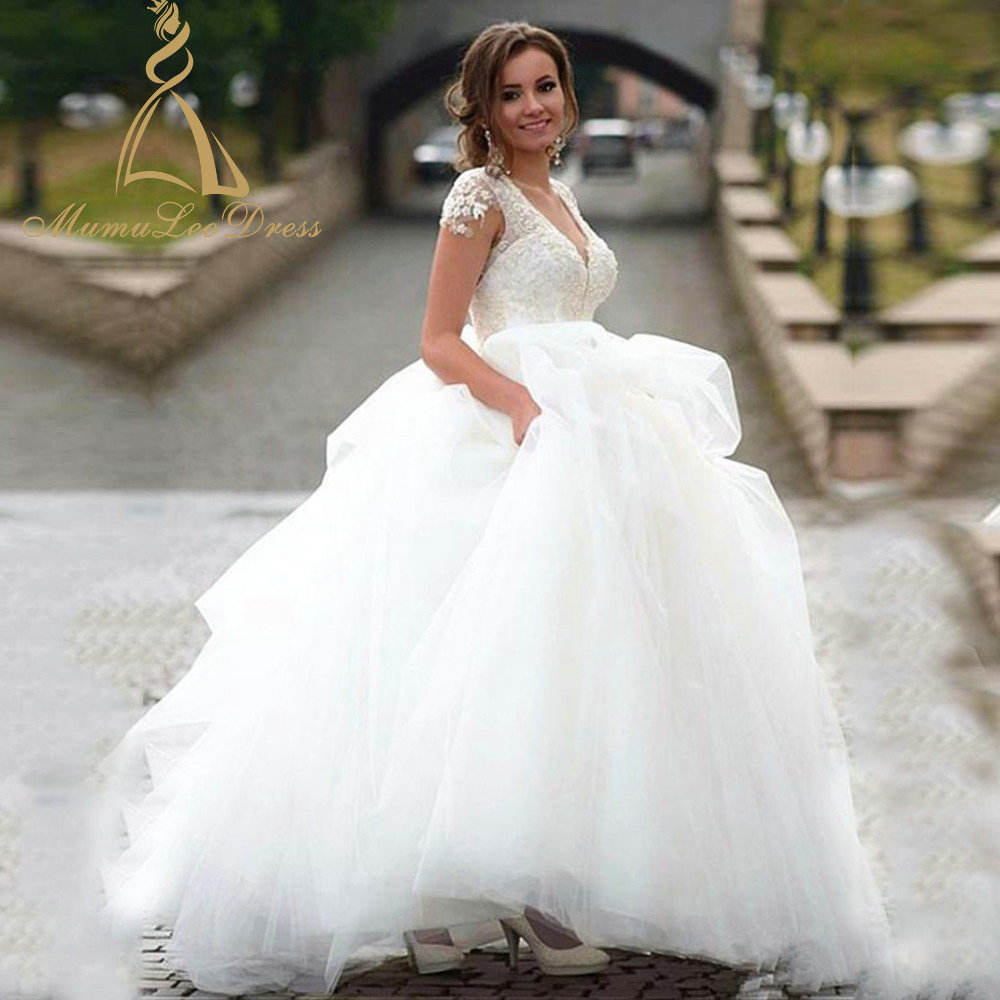 vestidos de novia cortos y escotados