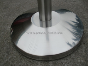Colonnina per Controllo Code in Acciaio Inox 304 con Top a Corona e Corda in Velluto Regolabile per Eventi - Product Image 5