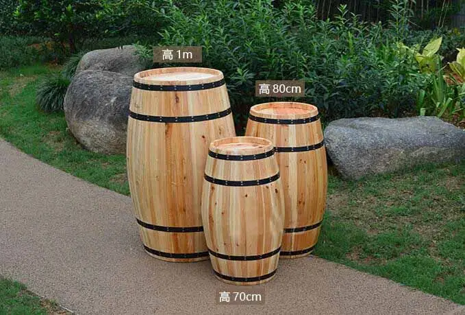 Barril de madeira com barril, barril decorativo de madeira