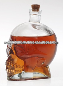 <span class=keywords><strong>Vodka</strong></span> 750ml cráneo de cristal de la botella con corcho/cráneo botella/pintura de la mano del cráneo de la botella de vidrio - Product Image 4