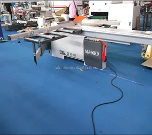 High precision 90 degree panel saw with altendorf sliding table