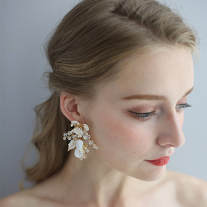 Ameliebridal or Champagne peint bourgeon cristal fleur fille épingles à cheveux pince à cheveux boucle d'oreille mariage accessoires de cheveux vente en gros chine - Product Image 3