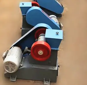 Mini trituradora de piedra, trituradora de mandíbula pequeña de alta capacidad 100*60 50 trituradora de mandíbula de piedra móvil con laboratorio de motor diésel en cualquier momento