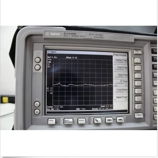 Agilent E4408B-BAS ESA-L בסיסי מנתח ספקטרום, 9 קילוהרץ עד 26.5 GHz