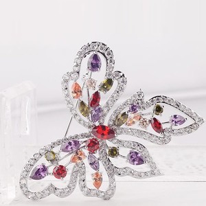 LUOTEEMI de moda de fiesta de la boda de la joyería para las mujeres de lujo gran mariposa CZ cristal broche al por mayor de China - Product Image 5