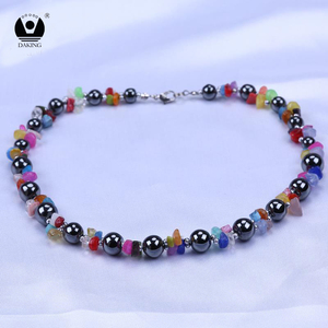 Joyería de fantasía granos redondos del hematites con pequeño collar de piedra irregular joyería africana - Product Image 1