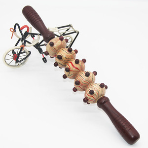Hochwertiger manueller Massage stab aus Holz für den Körper zur Rücken-und Bauch massage - Product Image 3