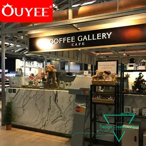 Vitrina de café de clase superior, decoración de cafetería personalizada, muebles de exhibición de cafetería de madera