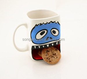 Taza de Leche con Forma de Cara de Monstruo, Tazas de Té, Portavasos para Galletas, Taza de Café de Cerámica con Bolsillo para Galletas, Regalos Promocionales de Dibujos Animados Blancos - Product Image 2
