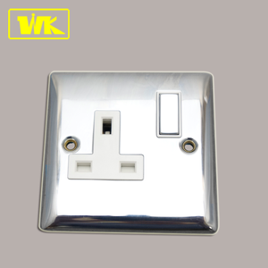 Chải Chrome 1 gang 13A Switched ổ cắm tiêu chuẩn người anh - Product Image 1