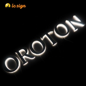 Tùy chỉnh chải mạ crôm thép không gỉ nhỏ Acrylic LED <span class=keywords><strong>Backlit</strong></span> dấu hiệu chữ cái kênh cho cửa hàng - Product Image 4