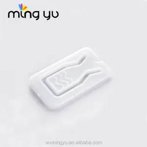 Nhựa M clip cho ăn mặc áo sơ mi